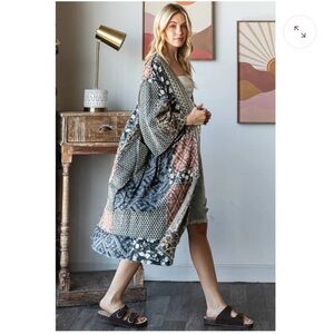 NWOT Oli & Hali WASHED MIX MEDIA OPEN FRONT
POCKET CARDIGAN. NWOT